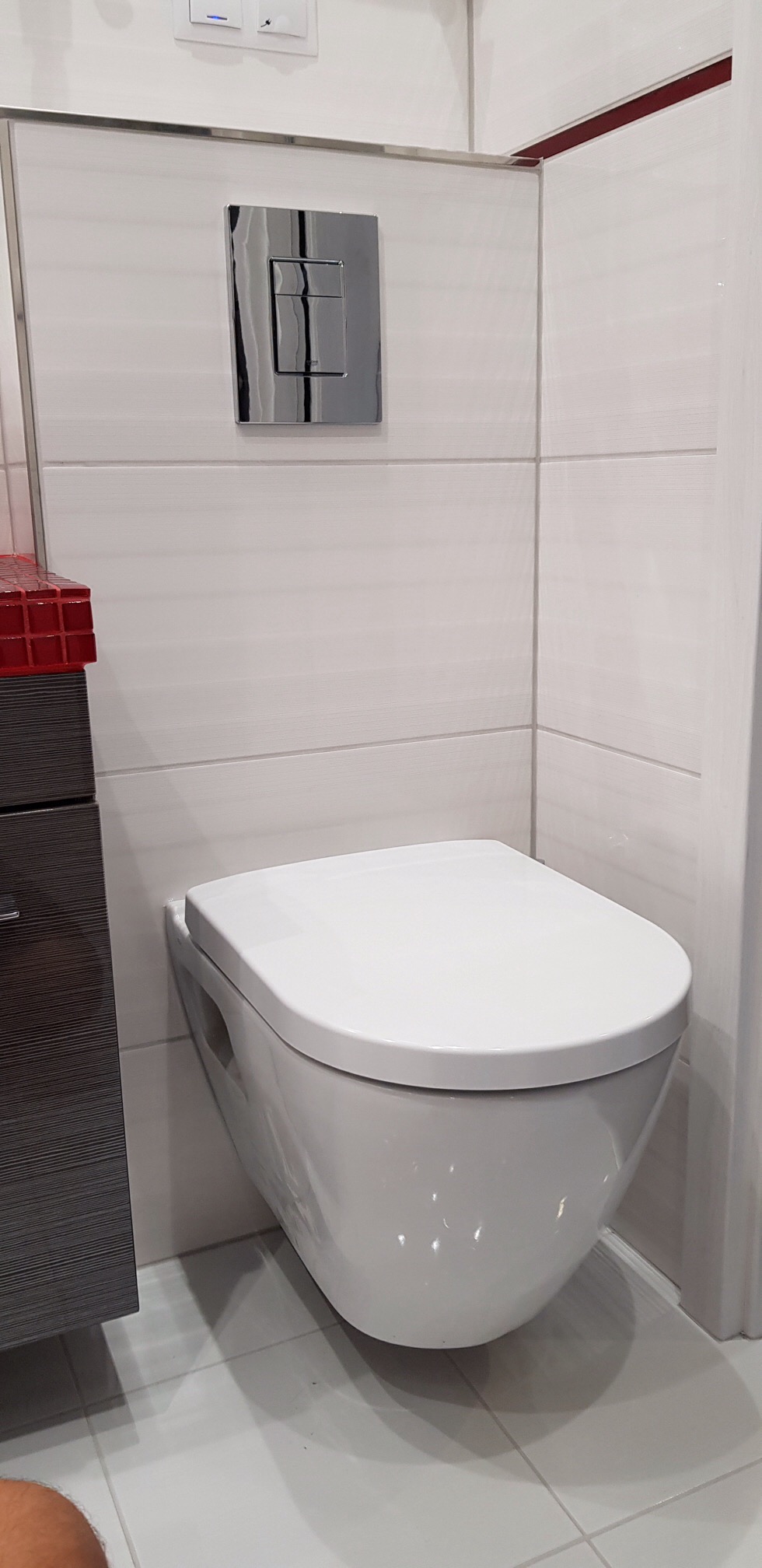 Montaż misek WC
